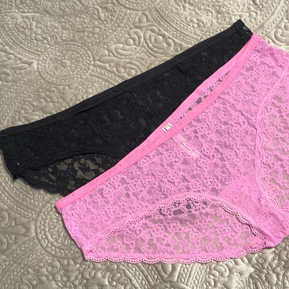 Victoria’s Secret XL Hiphuggers.